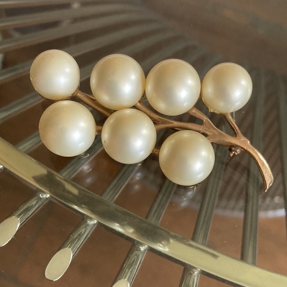 Vintage faux pearl cluster branch pin brooch - Picture 8 of 9